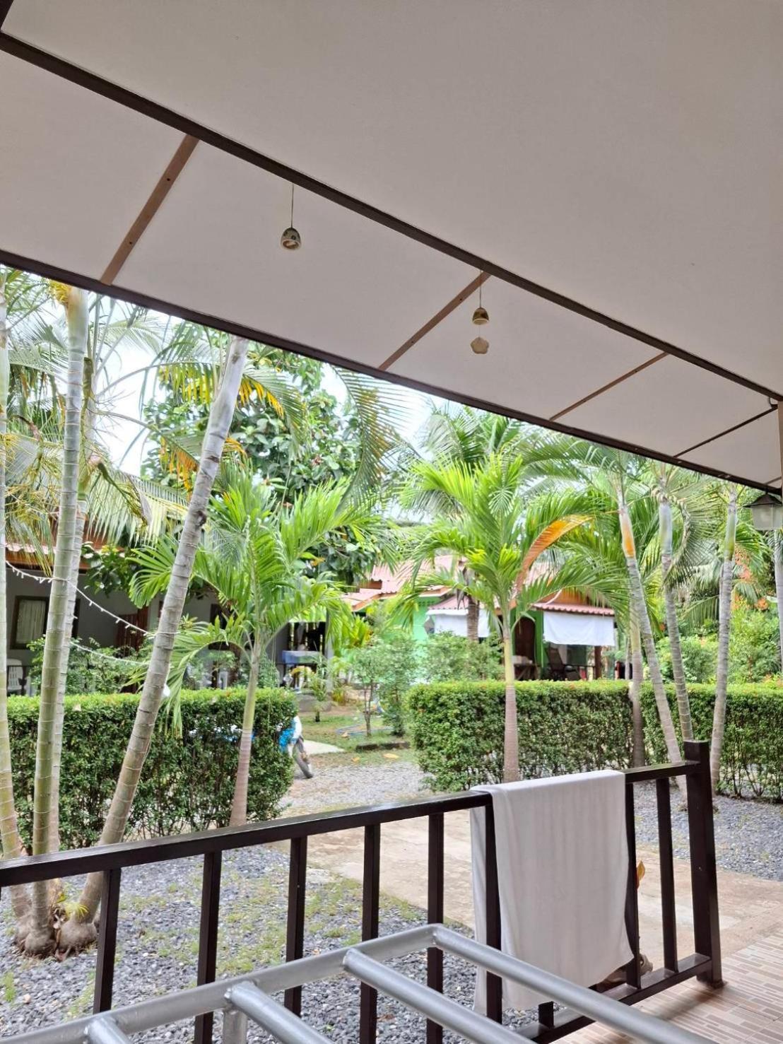 Lanta Salamat House Koh Lanta Exterior photo